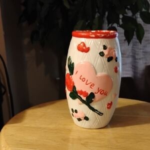 Ceramic 'I Love You' Vase - Red and Pink Accents